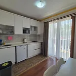 Dinara Otel