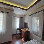 Dinara Kemer