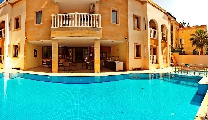 Szálloda Dinara Kemer