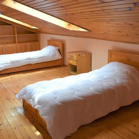 Dinara Ξενοδοχείο