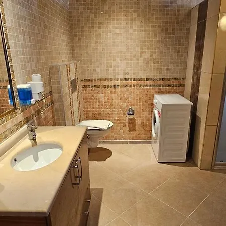 Dinara Hotel