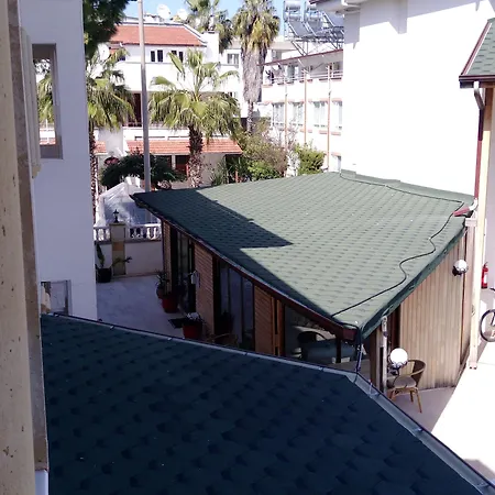 Hotel Dinara