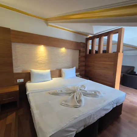 Dinara Hotel