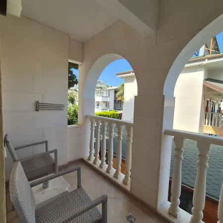 Hotel Dinara Kemer